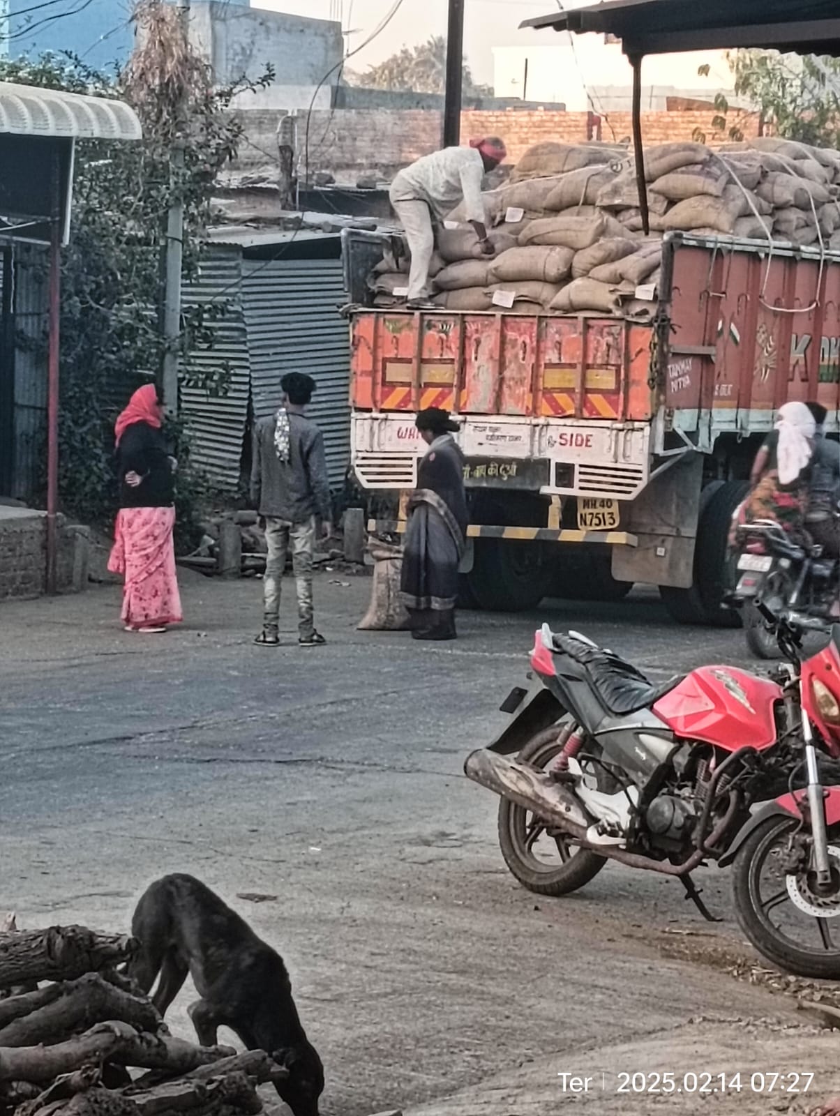८.९४ क्विंटल तांदूळ अफरातफर प्रकरणातील आरोपी सापडला, २०० कोटींच्या घोटाळ्याचं काय?