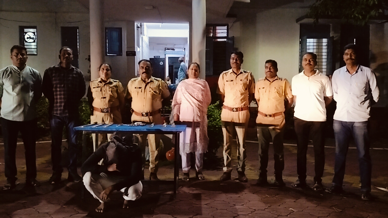 घातक शस्त्रांसह आरोपी अटकेत; उमरगा उपविभागीय पोलिस अधिकाऱ्यांची धडक कारवाई