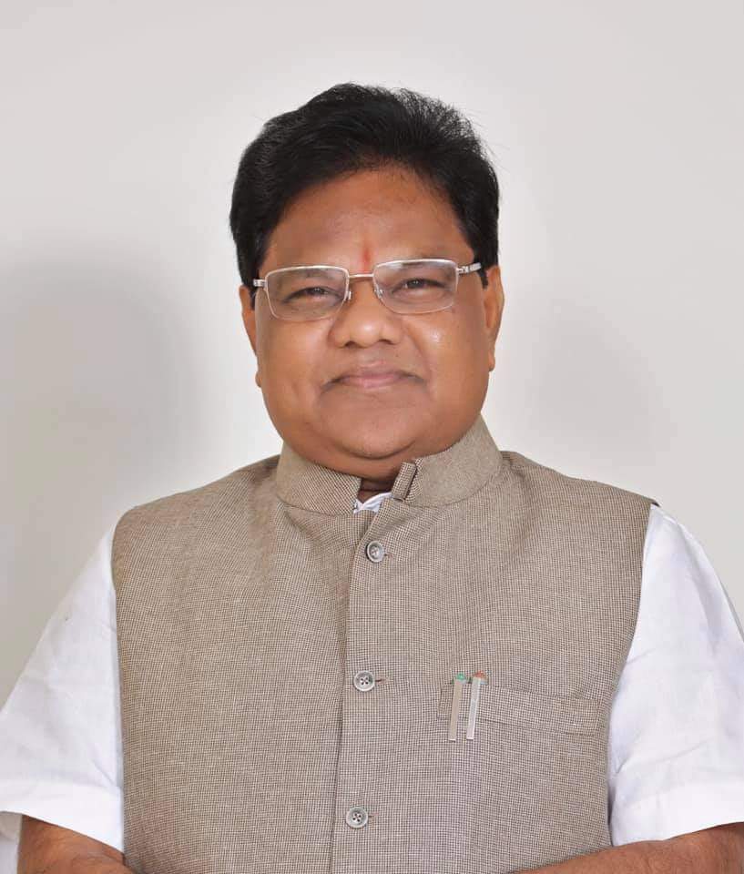 “सावंत विरुद्ध सावंत?” – तानाजी सावंत यांना डावलण्याचा ठरवून आखलेला डाव उघड!