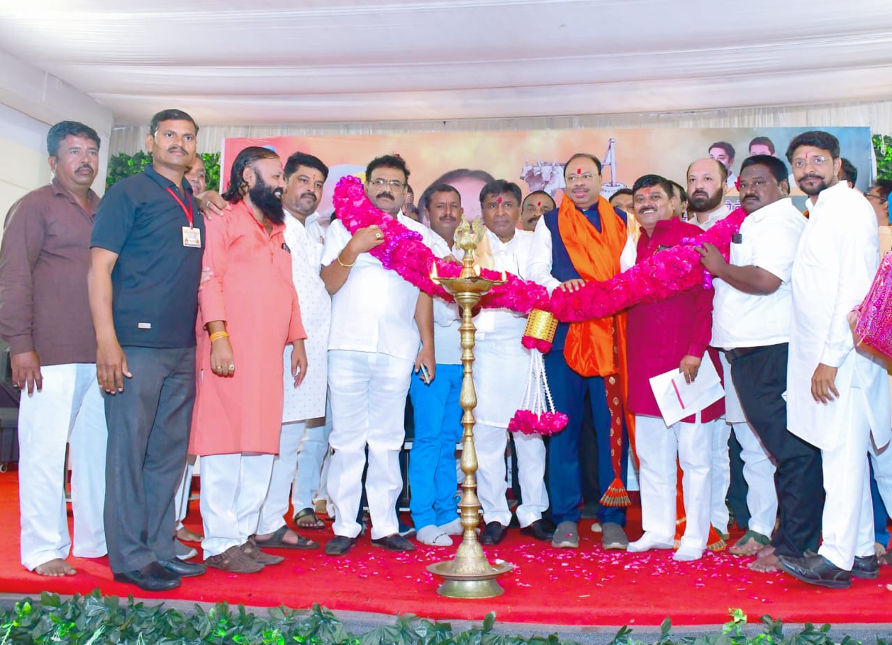 उमरग्यात महसूल मंत्री चंद्रशेखर बावनकुळे यांचा भव्य नागरी सत्कार आणि तेली समाज मेळावा उत्साहात पार