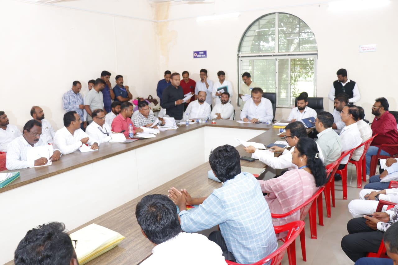 MahaSTRIDE उपक्रमातून उमरगा-लोहारा विकास आराखड्याला गतीमित्राचे उपाध्यक्ष आमदार पाटील यांच्या उपस्थित घेण्यात आली आढावा बैठक